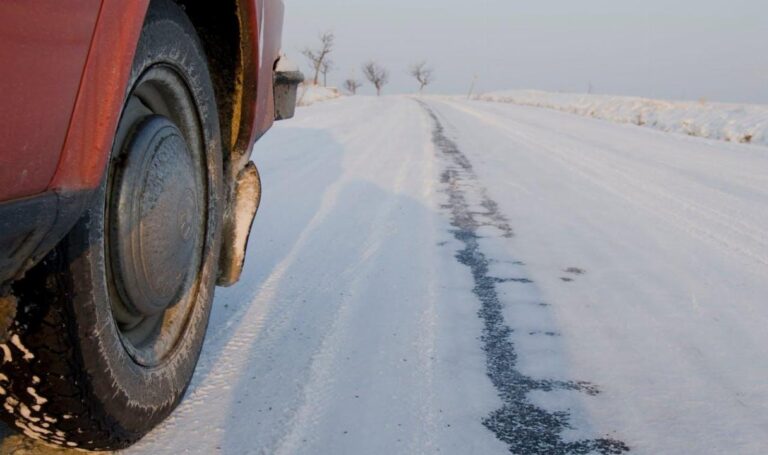 Comment choisir des chaînes à neige adaptées à votre véhicule